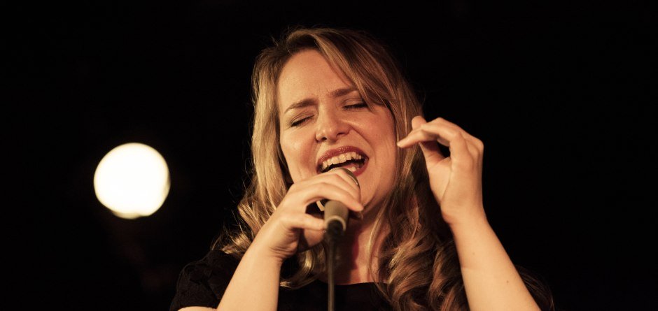 Stefanie Turnow mit Ensemble © Stefanie Turnow