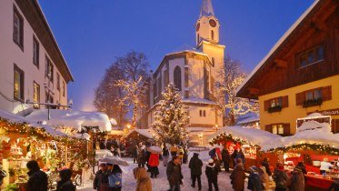 Hind_Weihn12StimmungKirche_0524d © Bad Hindelang Tourismus/Wolfgang B. Kleiner Hind_Weihn12StimmungKirche_0524d © Bad Hindelang Tourismus/Wolfgang B. Kleiner