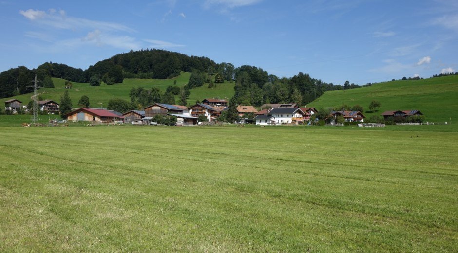 Blick auf Unterthalhofen © Tourismus Hörnerdörfer GmbH
