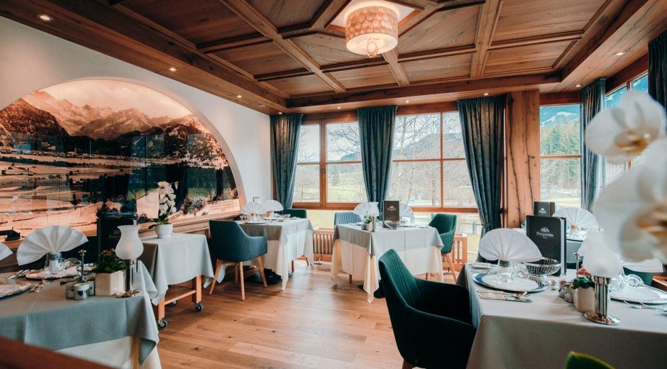 Alpenstube im Gourmet-Restaurant Burgmühle © Parkhotel Burgmühle