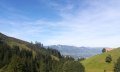 Blick auf die Allgäuer Bergwelt während der Wanderung © Tourismus Hörnerdörfer GmbH