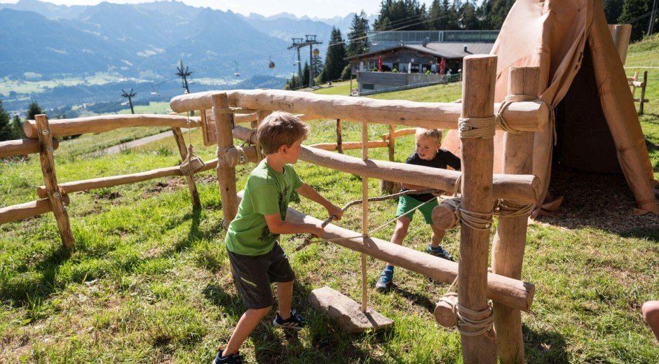 Das Steinzeitdorf - Bolsterlang © Tourismus Hörnerdörfer, F. Kjer