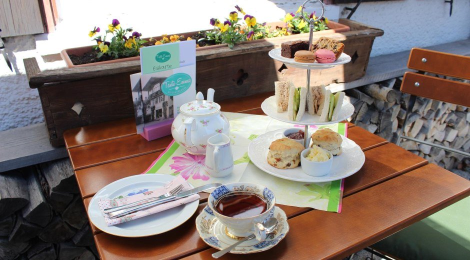 Schöne Terrasse in der Ortsmitte von Fischen © Tante Emma Tea Room & Bistro