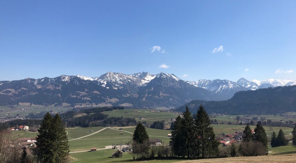 Aussicht auf die markanten Gipfel von Entschenkopf und Rubihorn