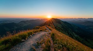 Sonnenaufgang am Hochgrat © Oberstaufen Tourismus, Leo Schindzielorz