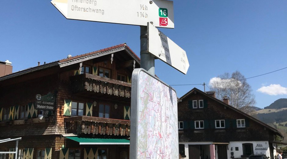 Wegweiser Richtung Fischen, Berg