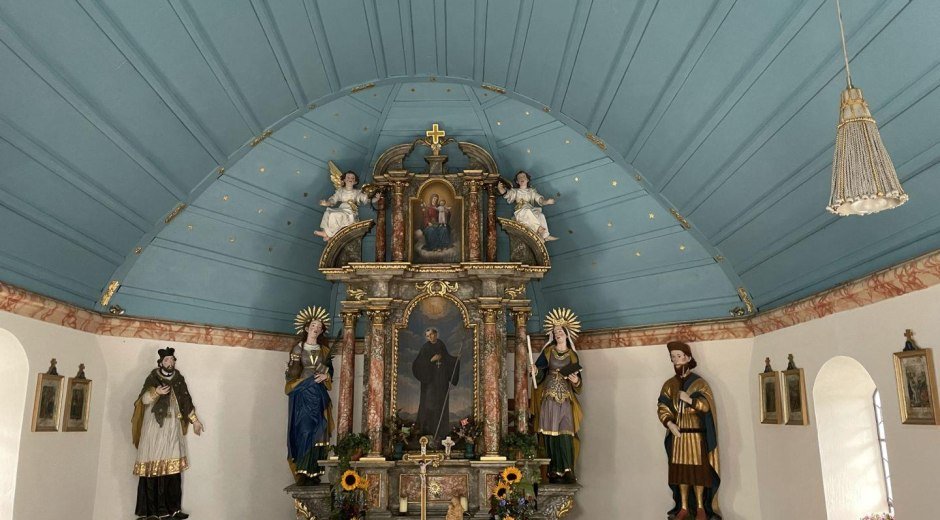 Der hl. Magnus ziert das Altarblatt © Tourismus Hörnerdörfer - S. Salzberger