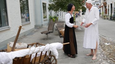 Schauspielszene in der Gerberstraße, Kempten © Kempten Tourismus