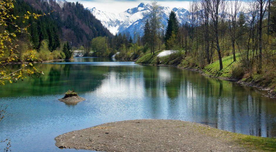 Auwaldsee im Frühling © Tourismus Hörnerdörfer, W. Monschau