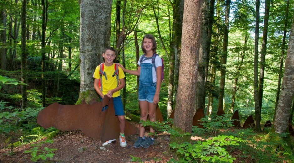Kinder im Sagenwald bei Obermaiselstein © Tourismus Hörnerdörfer, G. Eichholzer