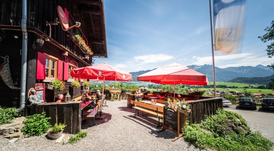Talhütte - Bolsterlang im Allgäu © Tourismus Hörnerdörfer GmbH