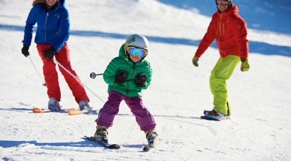 Ich bin schon schneller als Mama und Papa © Oberstdorf / Kleinwalsertal Bergbahnen Fotograf: Christian Seitz