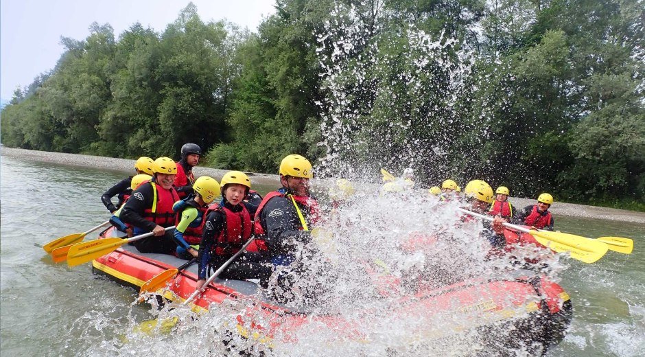 Spaß beim Familien Rafting mit MAP-Erlebnis © MAP-Erlebnis