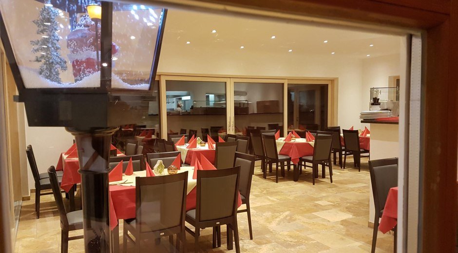Ristorante-Pizzeria Cortina im Ofterschwanger Haus © Cortina - Ofterschwang