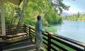 Der Liegepavillon am Auwaldsee in Fischen i. Allgäu ist auf ebenen Wegen entspannt zu erreichen © Tourismus Hörnerdörfer, F. Kjer