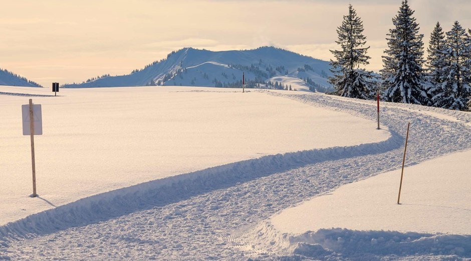 Rundwanderweg am Ofterschwanger Horn im Winter © Tourismus Hörnerdörfer / Pro Vision Media