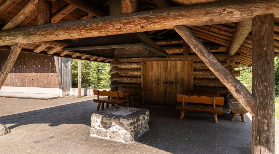 Grill- und Picknickplatz Burgschrofen © Tourismus Hörnerdörfer GmbH
