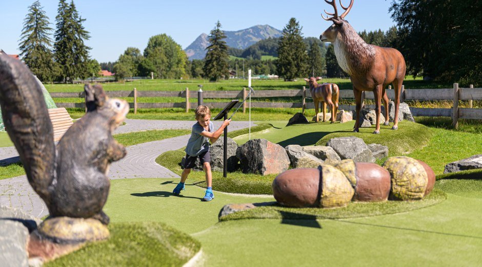Erlebnis-Minigolf in Fischen © Tourismus Hörnerdörfer, F. Kjer